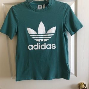 Adidas womens xs shirt